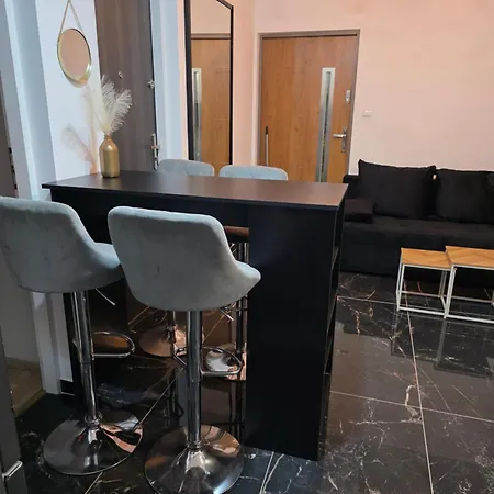 公寓 Caloroczny - 2 Sypialnie, Max 6 Osob *