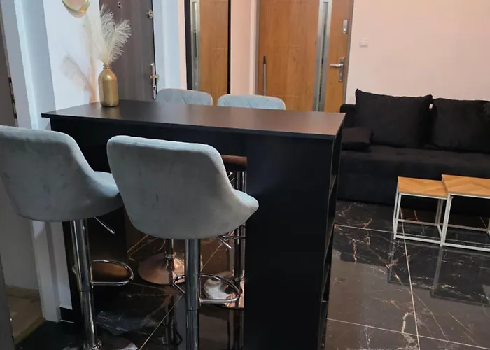 公寓 Caloroczny - 2 Sypialnie, Max 6 Osob *